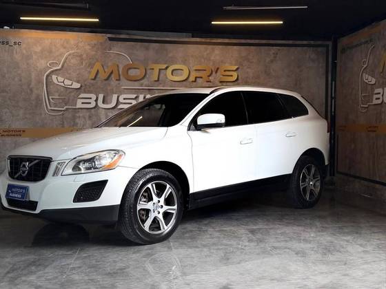 VOLVO XC60 2.0 T5 R DESIGN TURBO GASOLINA 4P AUTOMÁTICO VOLVO XC60 2.0 T5 R DESIGN TURBO GASOLINA 4P AUTOMÁTICO